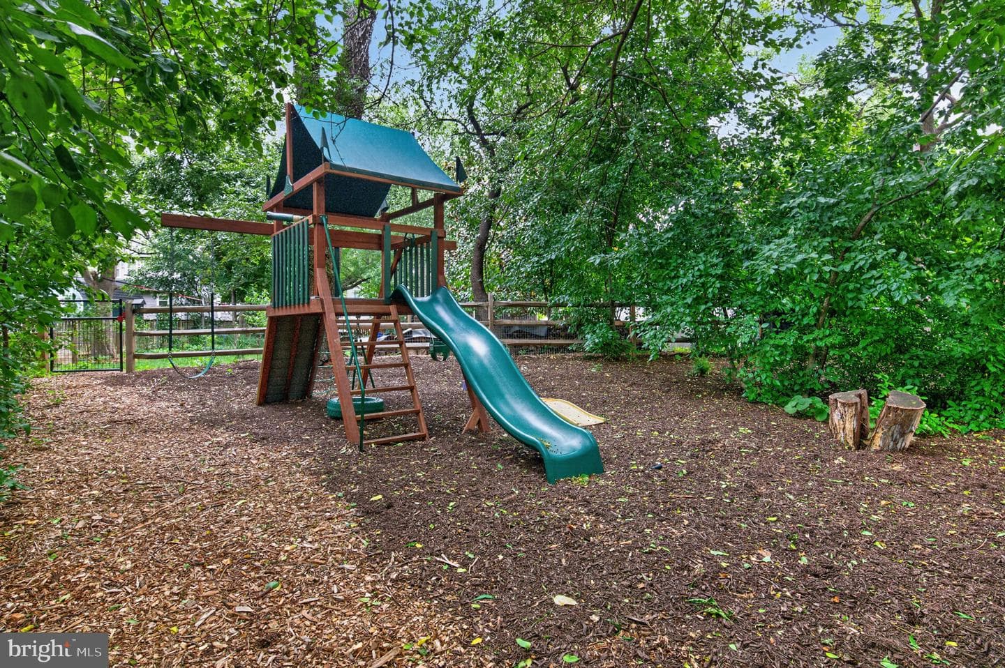 111 Ellershaw Court photo 65