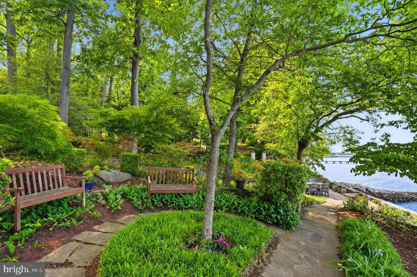 982 Stonington Drive photo 103