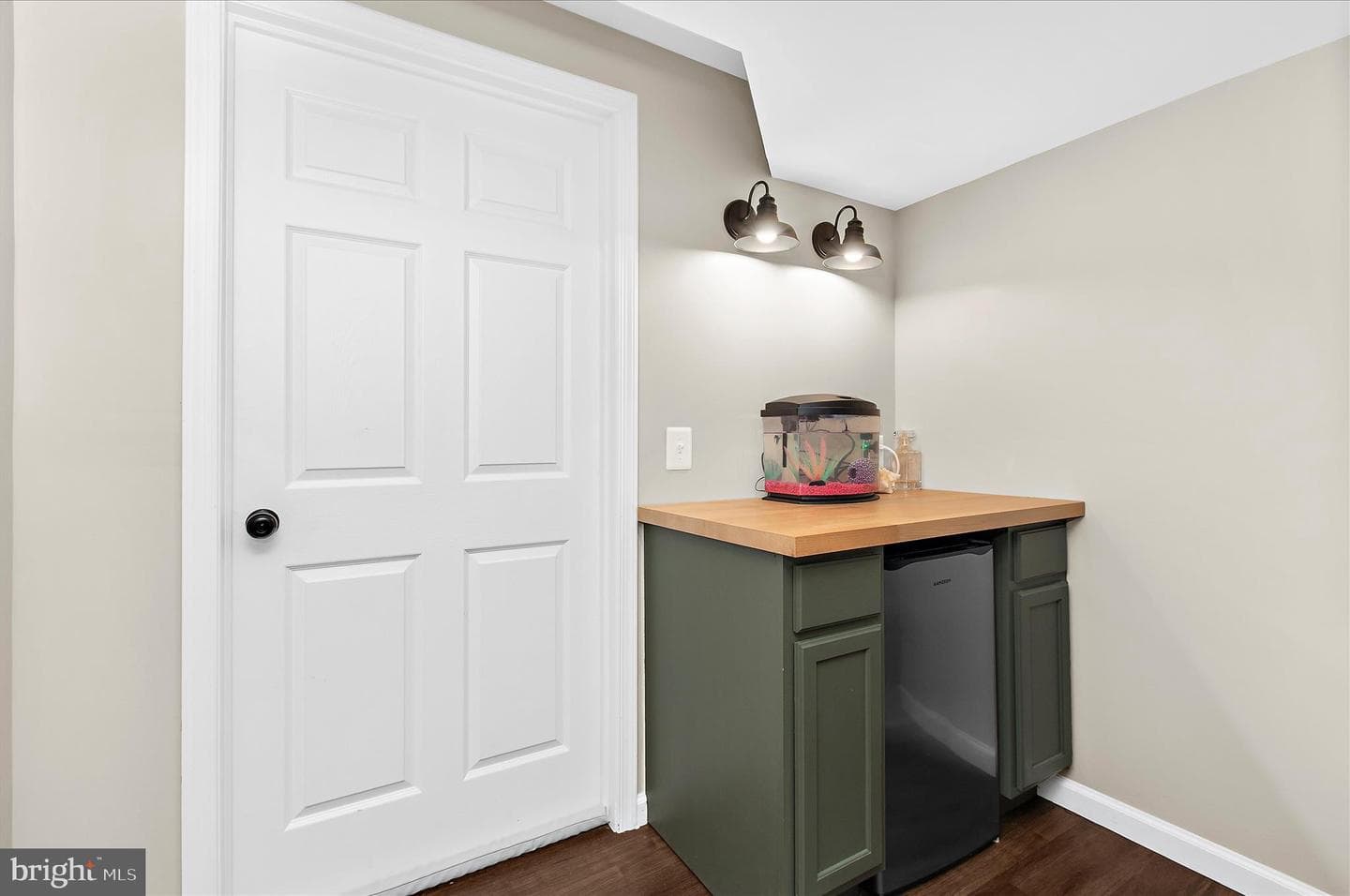 390 Boxelder Court photo 46