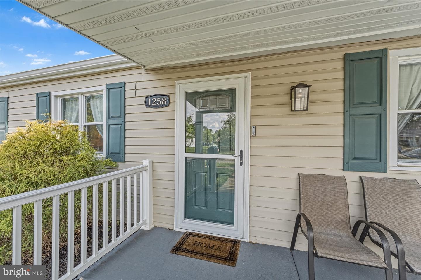 1258 Guildford Road photo 2