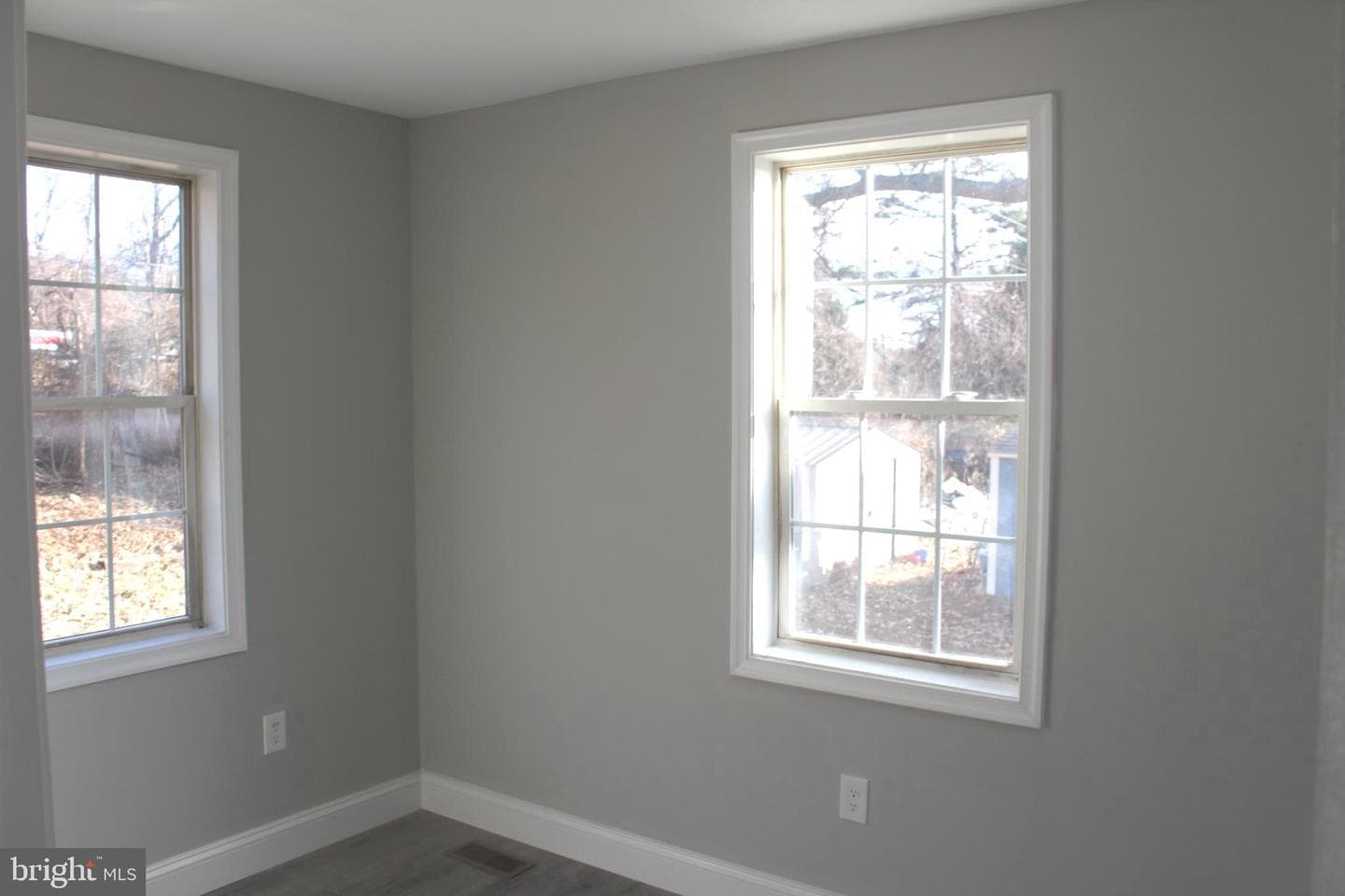 7967 Foster Avenue photo 39