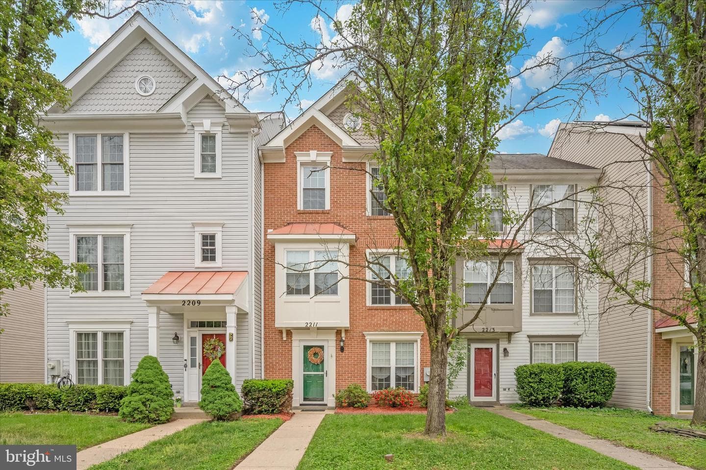 2211 Commissary Circle