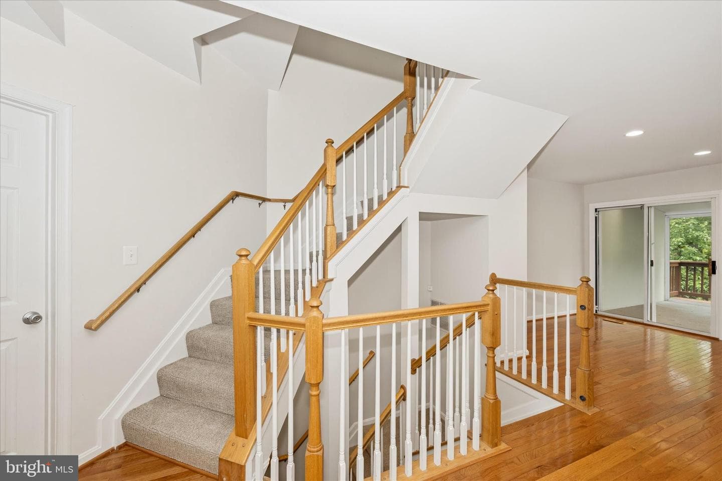 2211 Commissary Circle photo 34