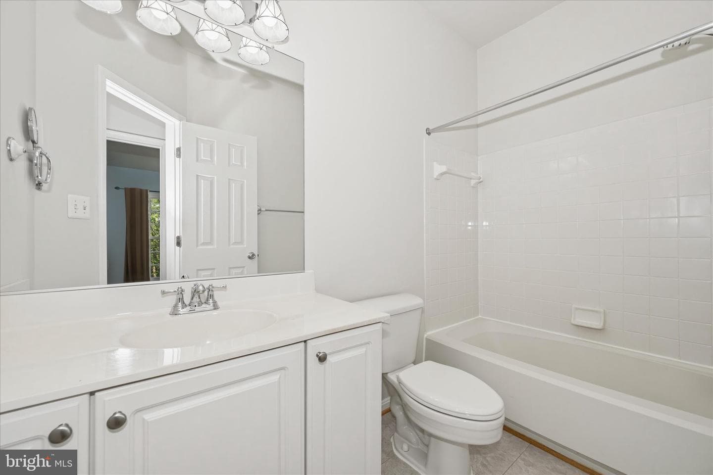2211 Commissary Circle photo 47
