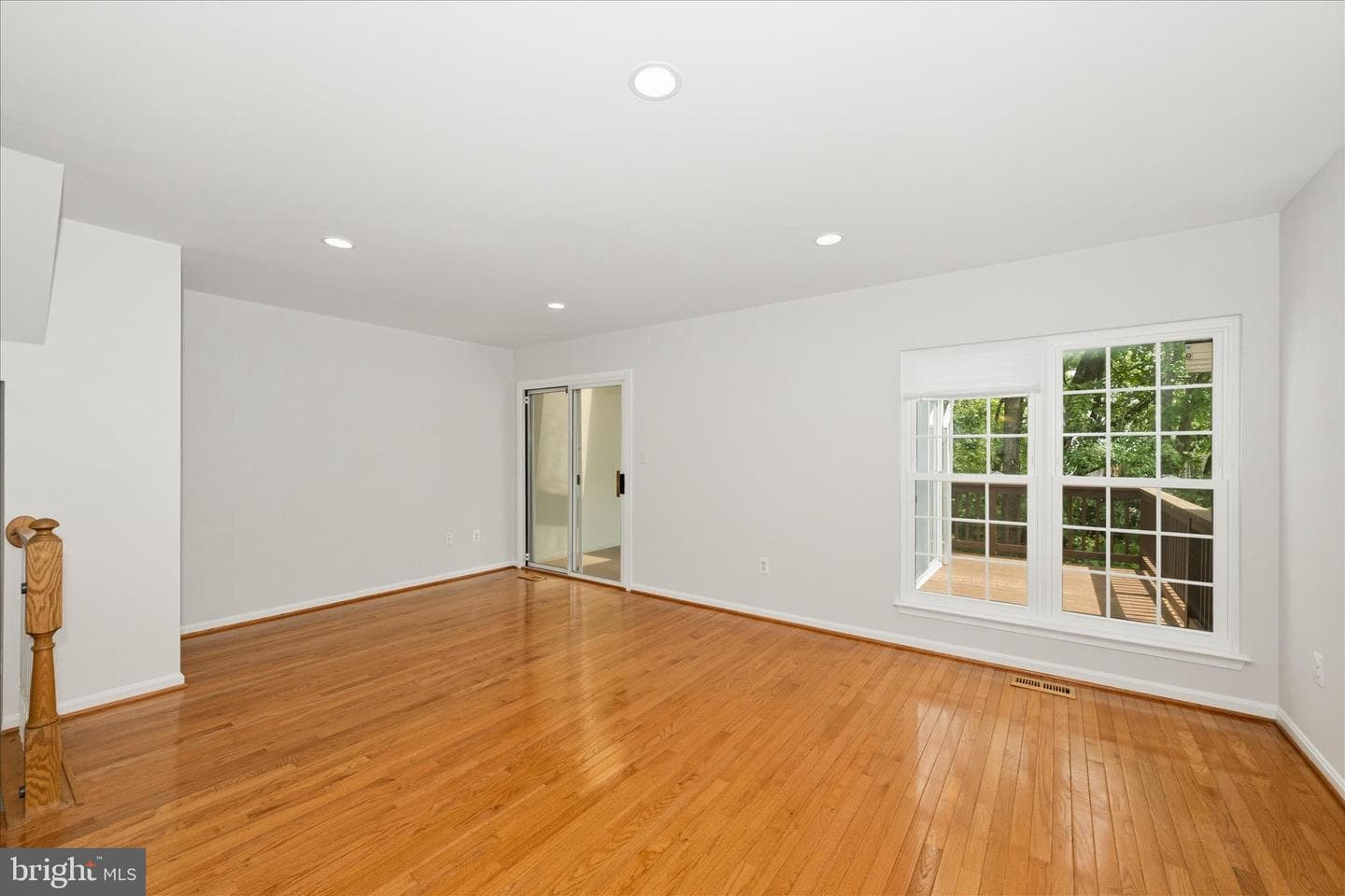 2211 Commissary Circle photo 9
