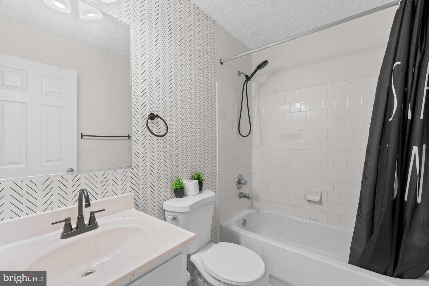 10 Ironstone Court photo 20