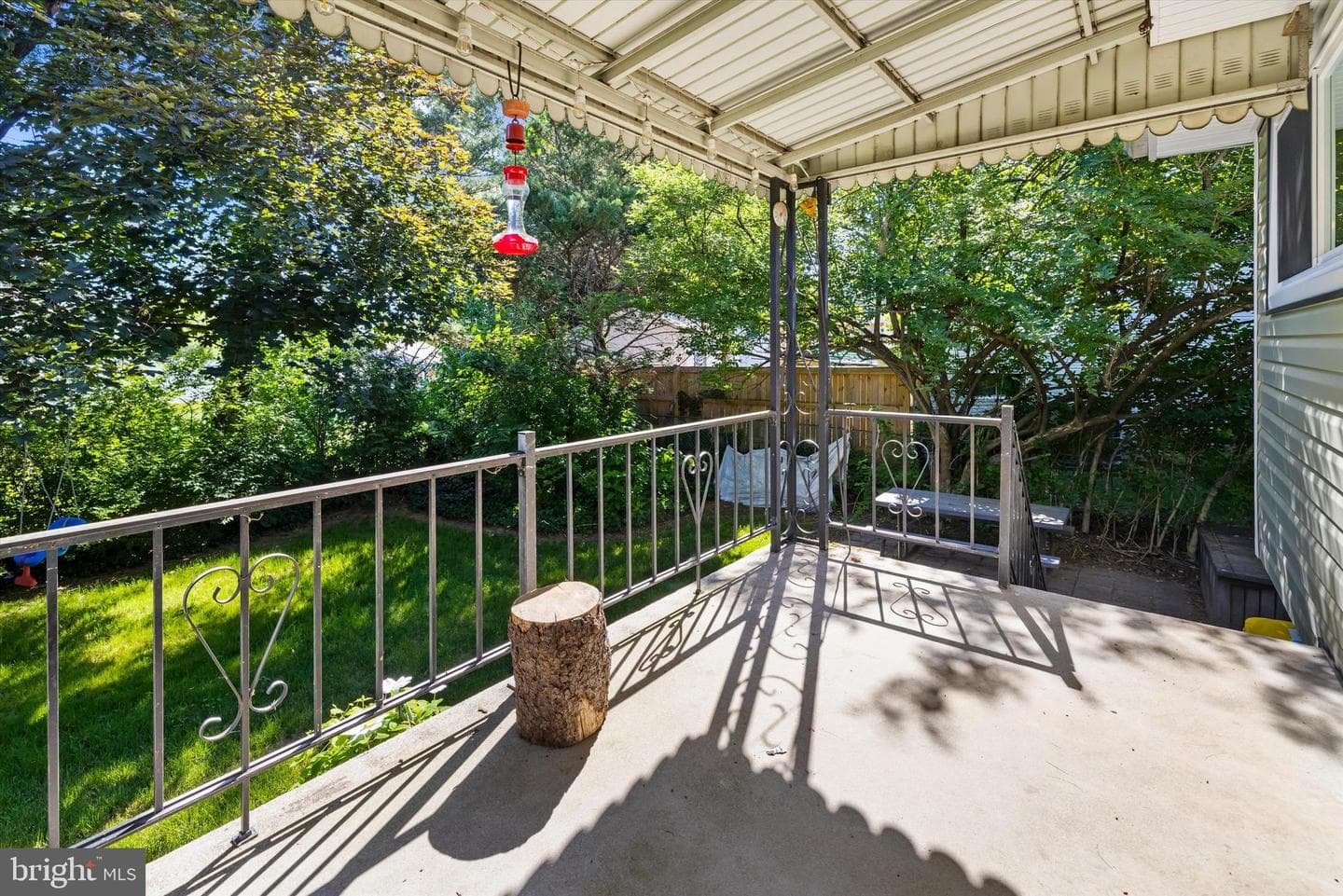 8249 Victoria Road photo 23