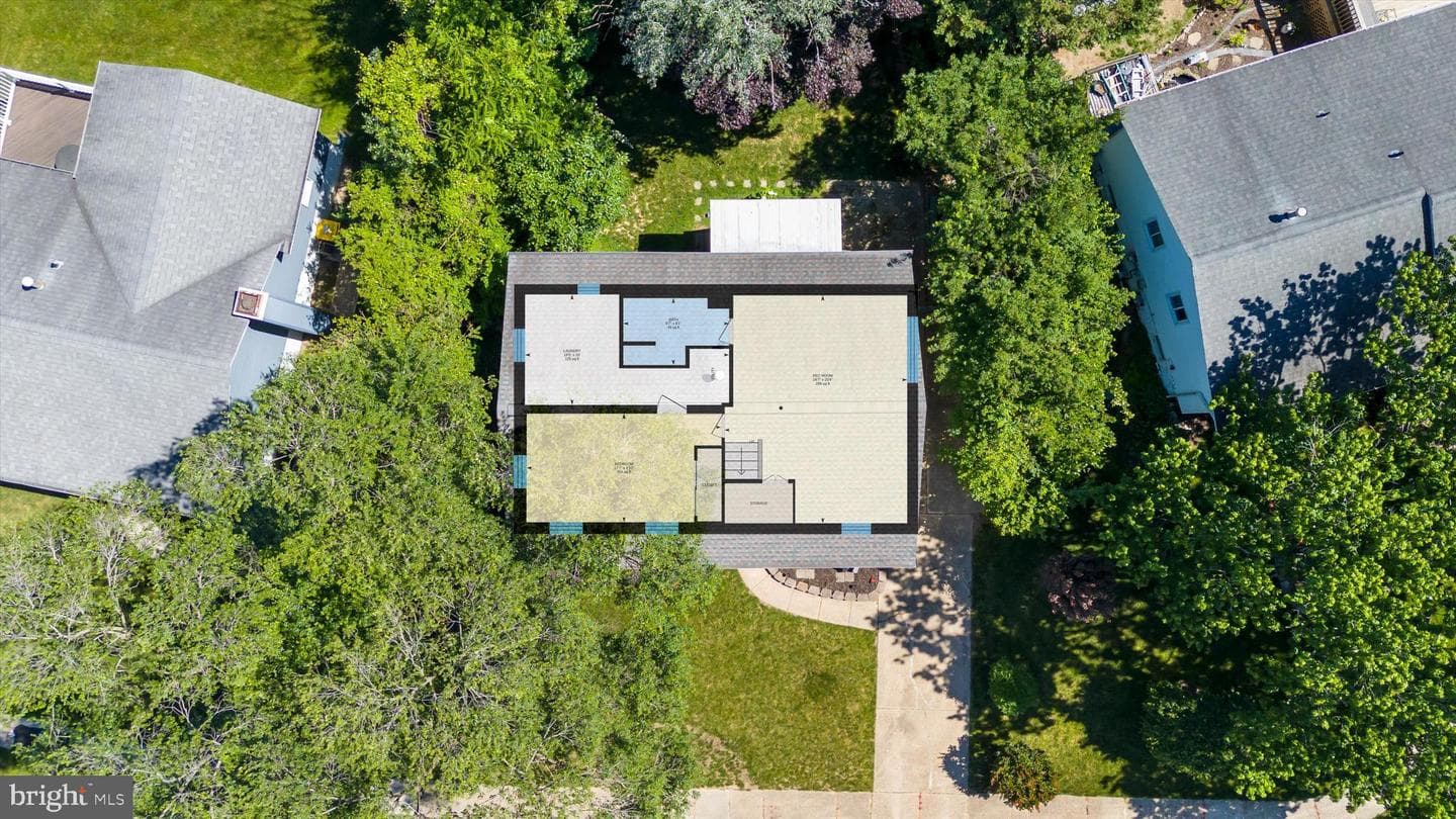 8249 Victoria Road photo 35