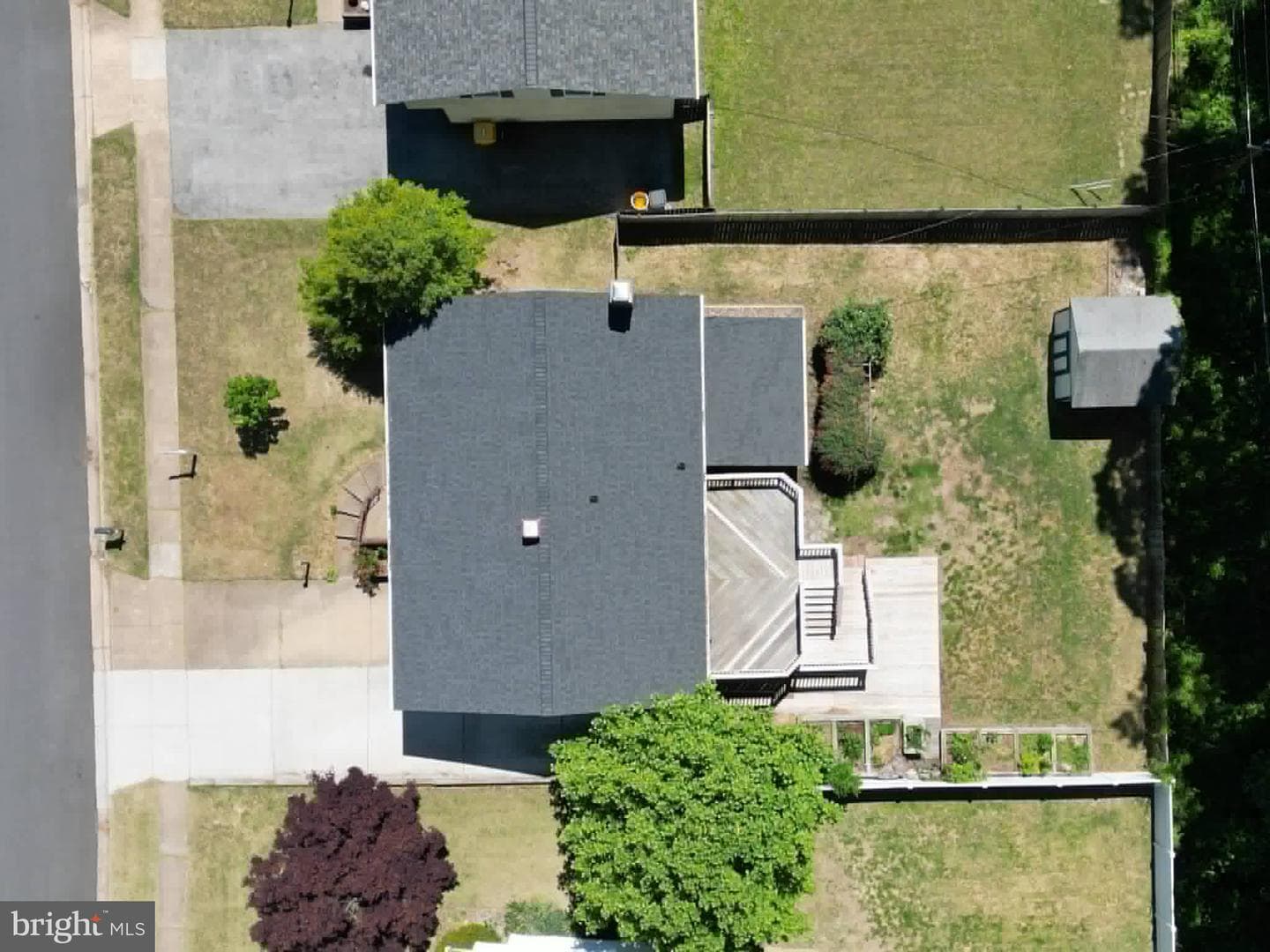 536 Crestpark Drive photo 23