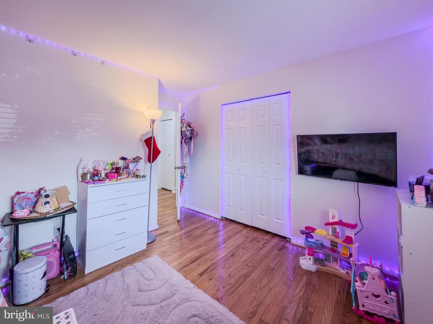 292 Mackintosh Drive photo 22