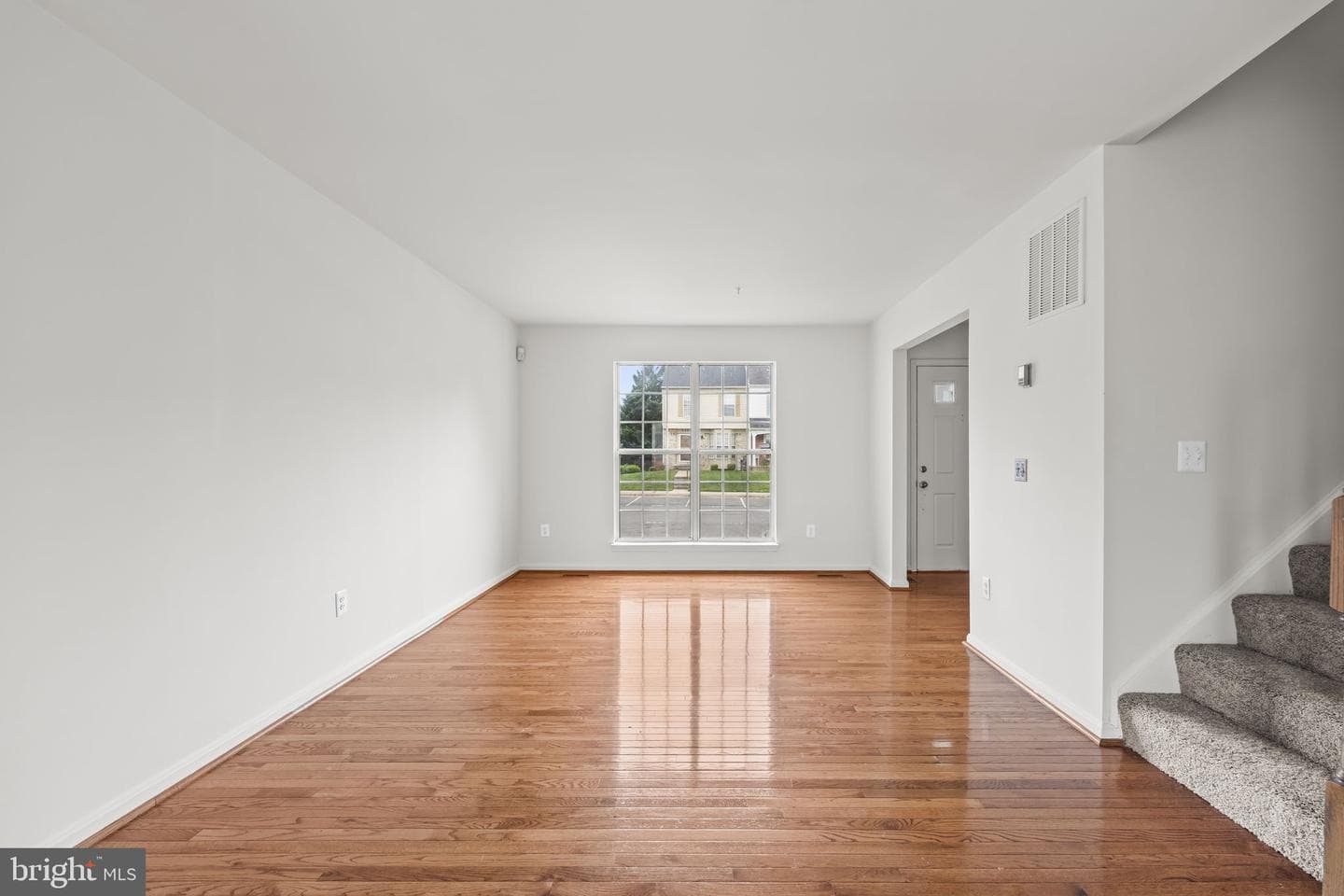 233 Kirbys Landing Court photo 6