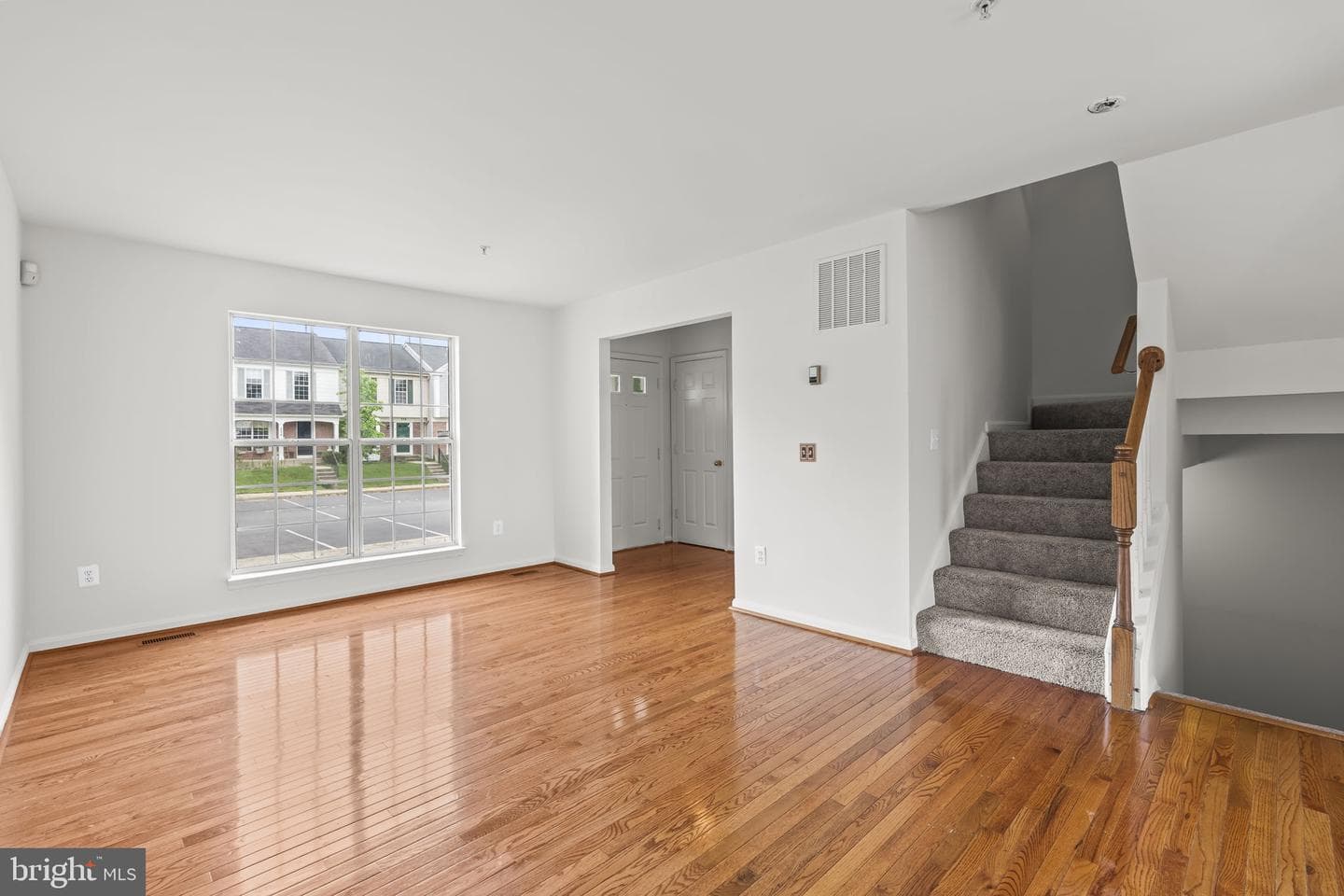 233 Kirbys Landing Court photo 7