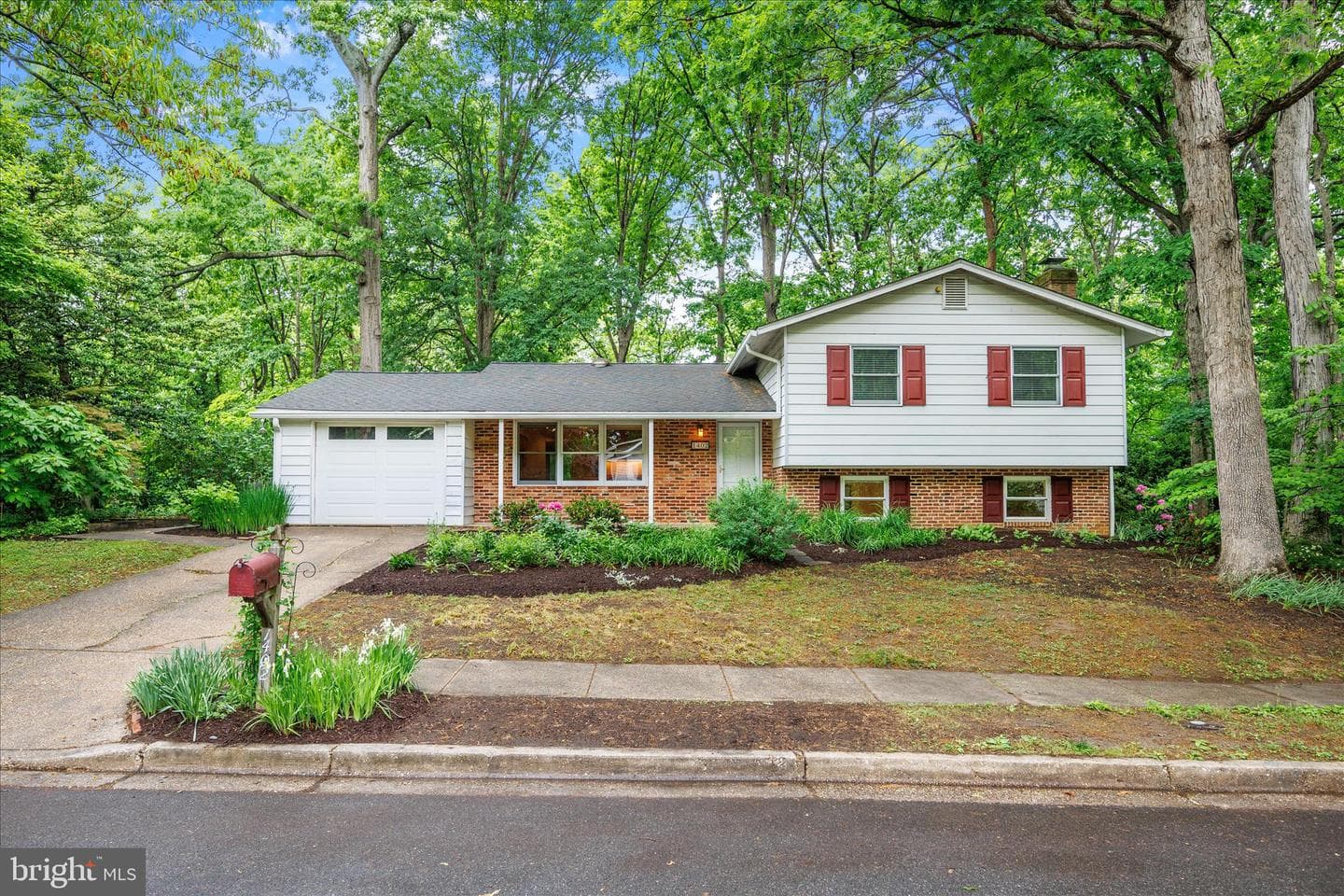 1402 Catlyn Place