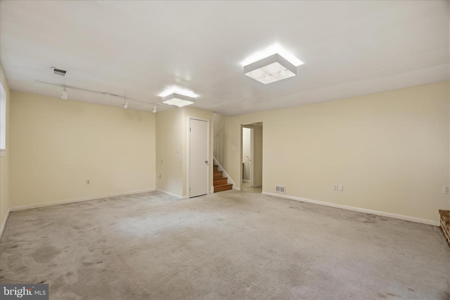 1402 Catlyn Place photo 33
