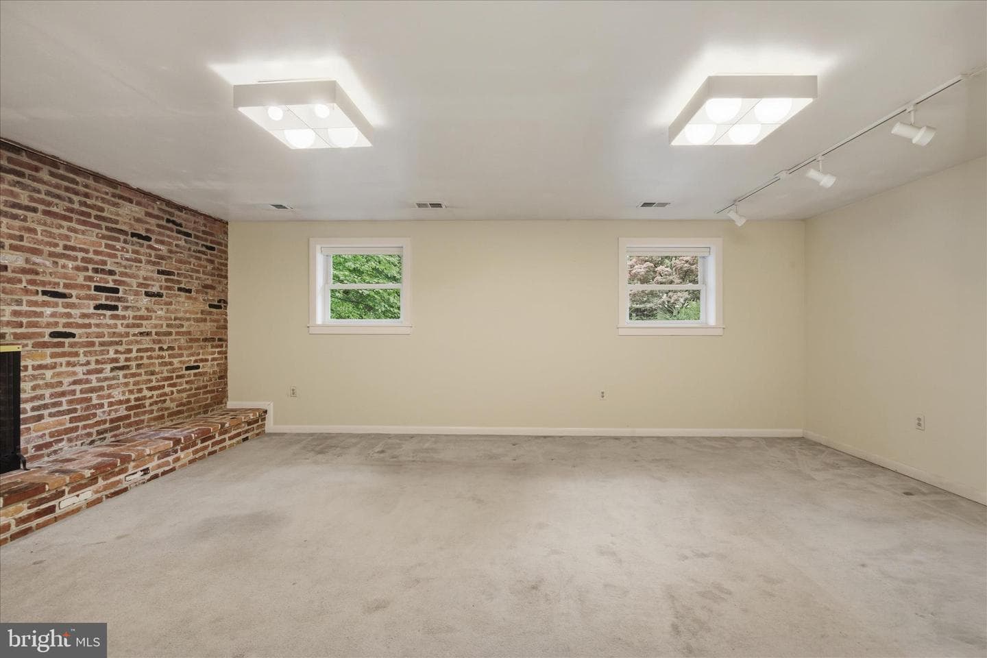 1402 Catlyn Place photo 34