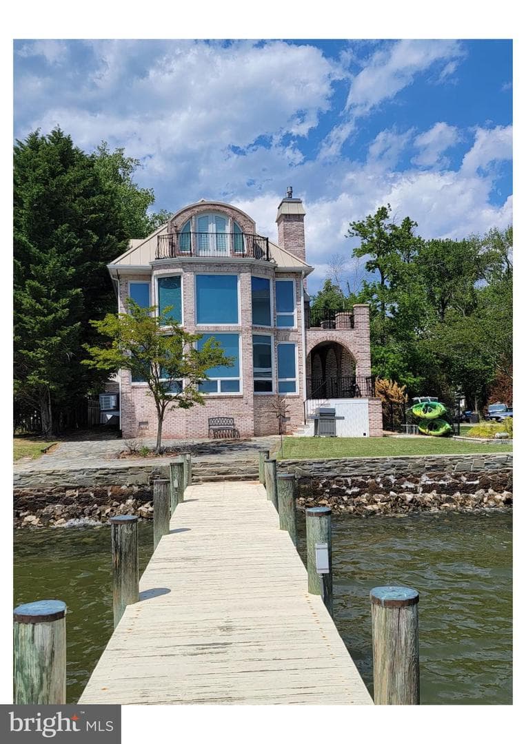 1533 Shoreside Trail, Pasadena
