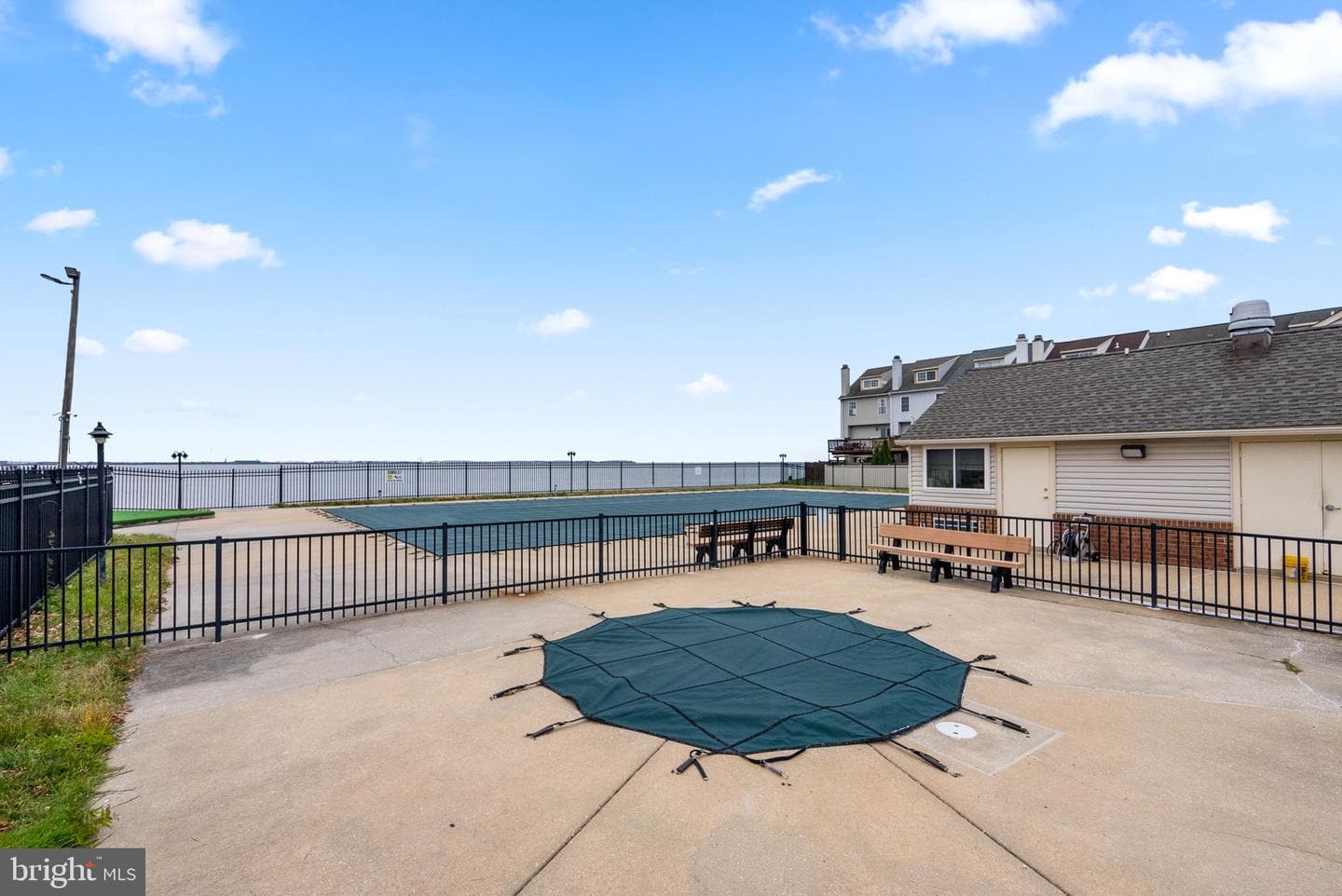 1360 River Bank photo 50