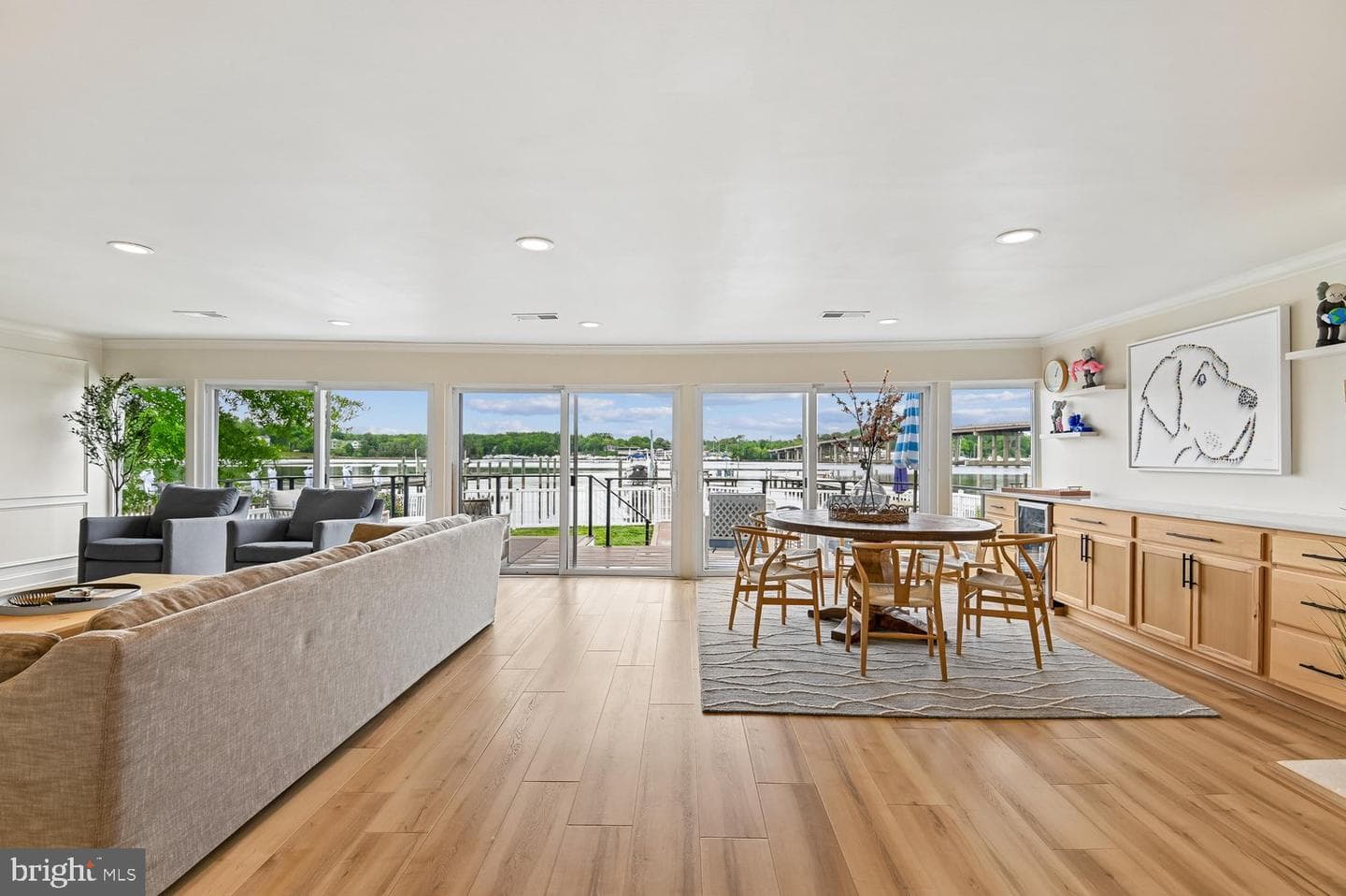 241 Edgewater Drive photo 6