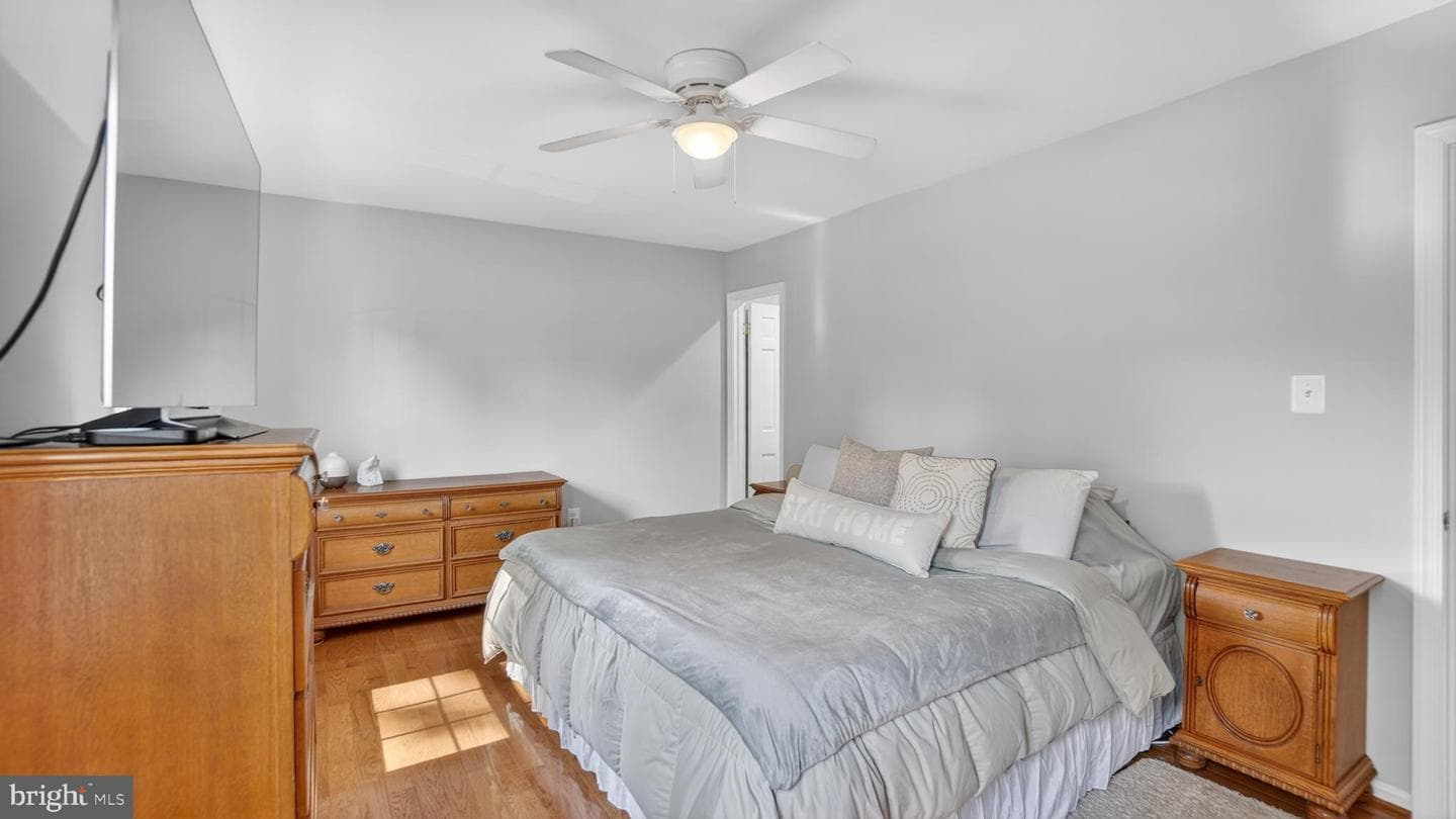 1474 Carlyle Court photo 26