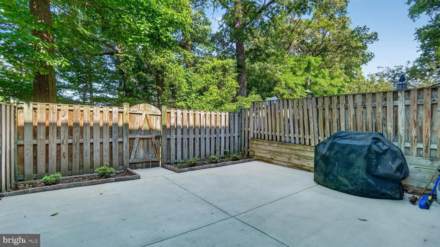 1474 Carlyle Court photo 46