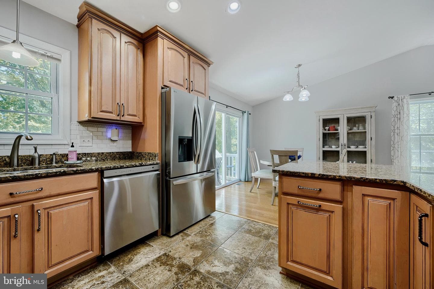 8105 Beverly Road photo 10
