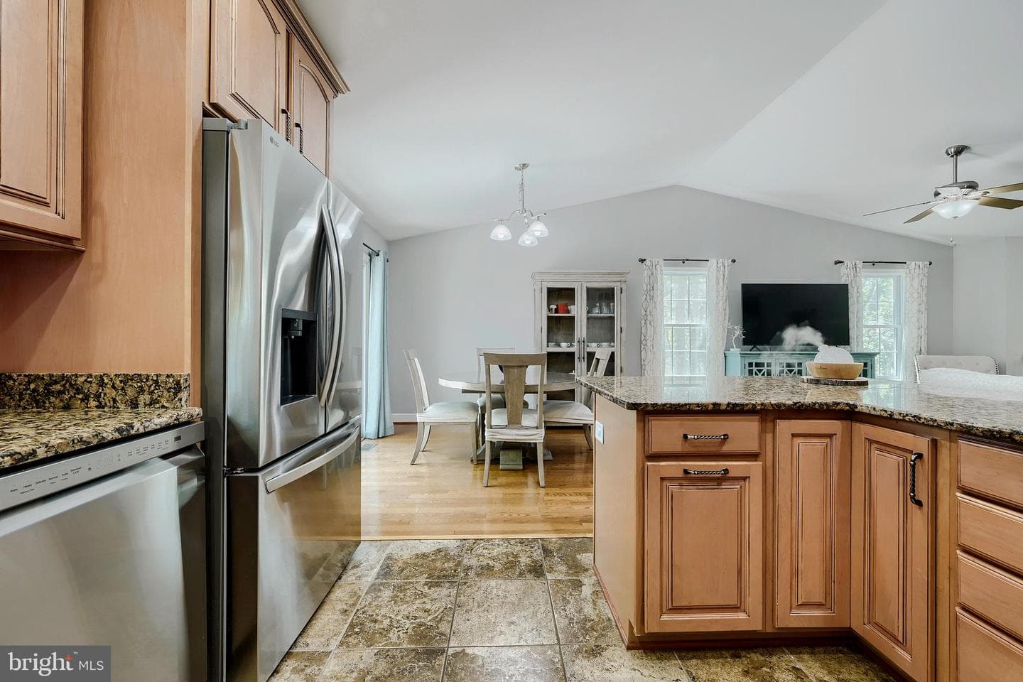 8105 Beverly Road photo 11