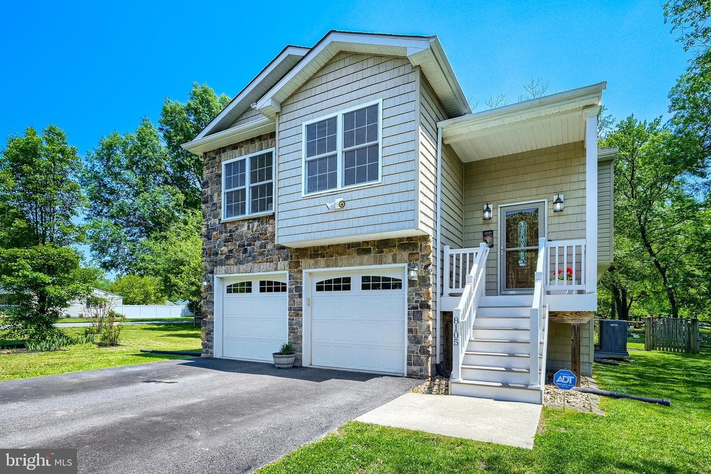 8105 Beverly Road photo 31