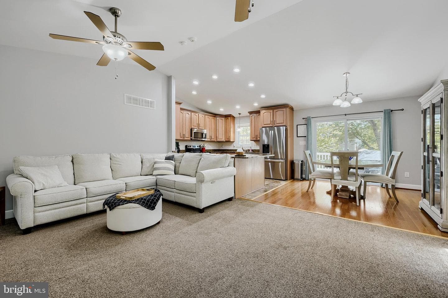 8105 Beverly Road photo 4