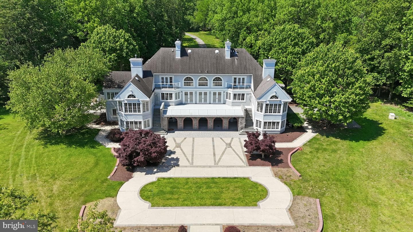 2562 Carrollton Road photo 40