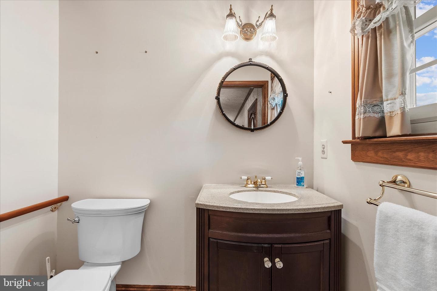 442 Williamstowne Court photo 23