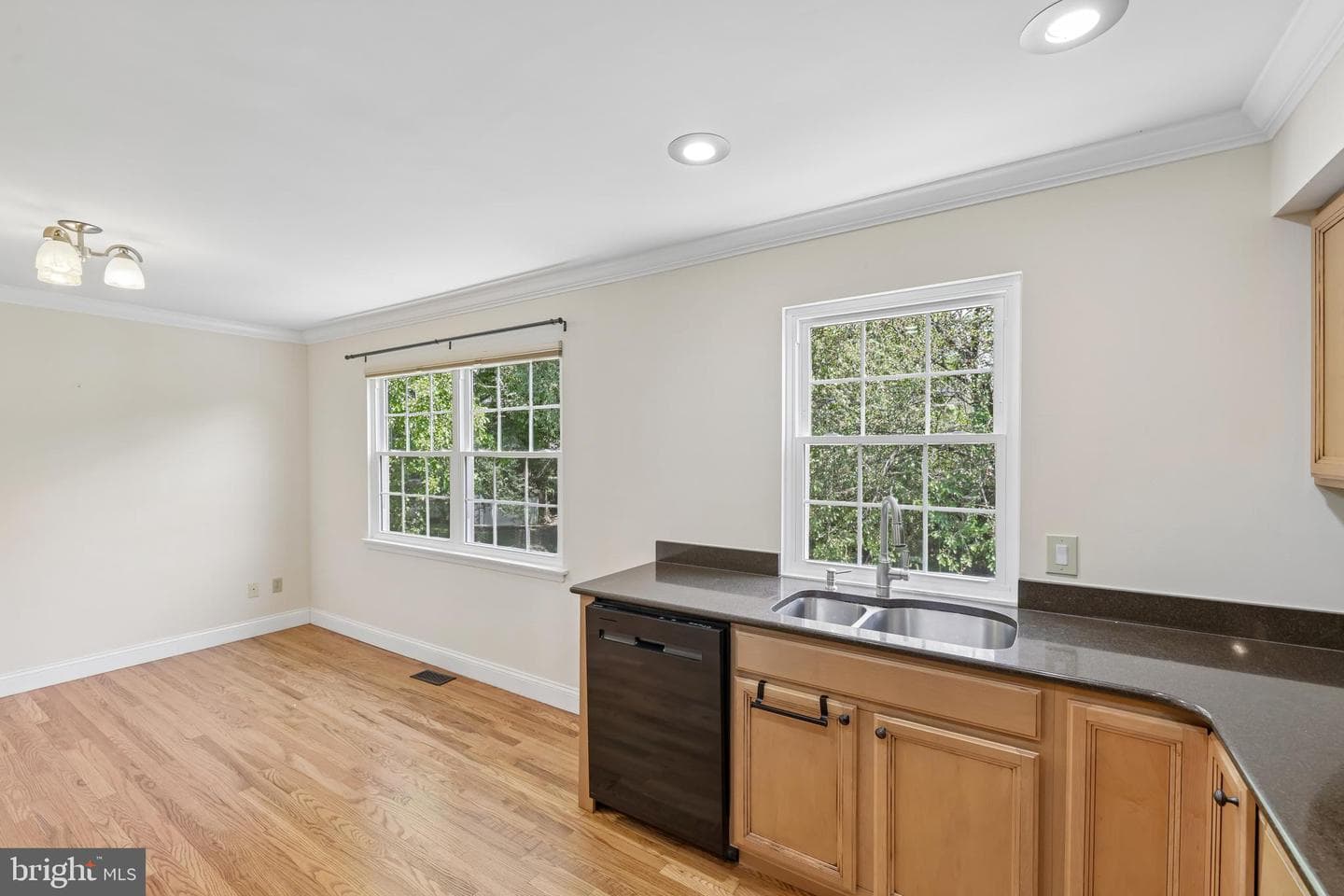 7961 Oakwood Road photo 13