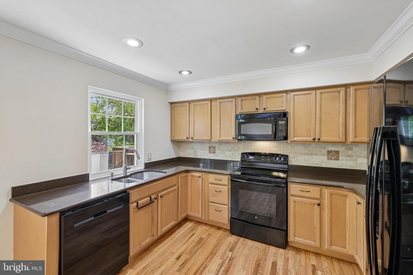 7961 Oakwood Road photo 14