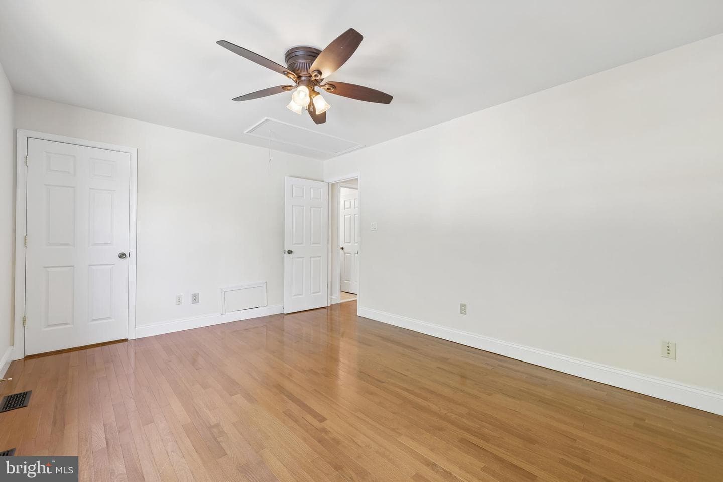 7961 Oakwood Road photo 21