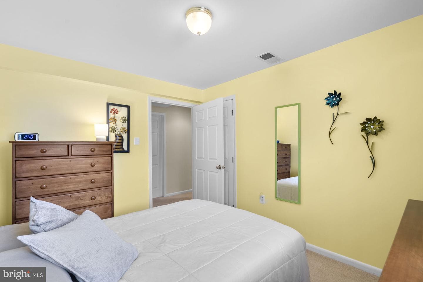 809 Brechin Garth photo 37