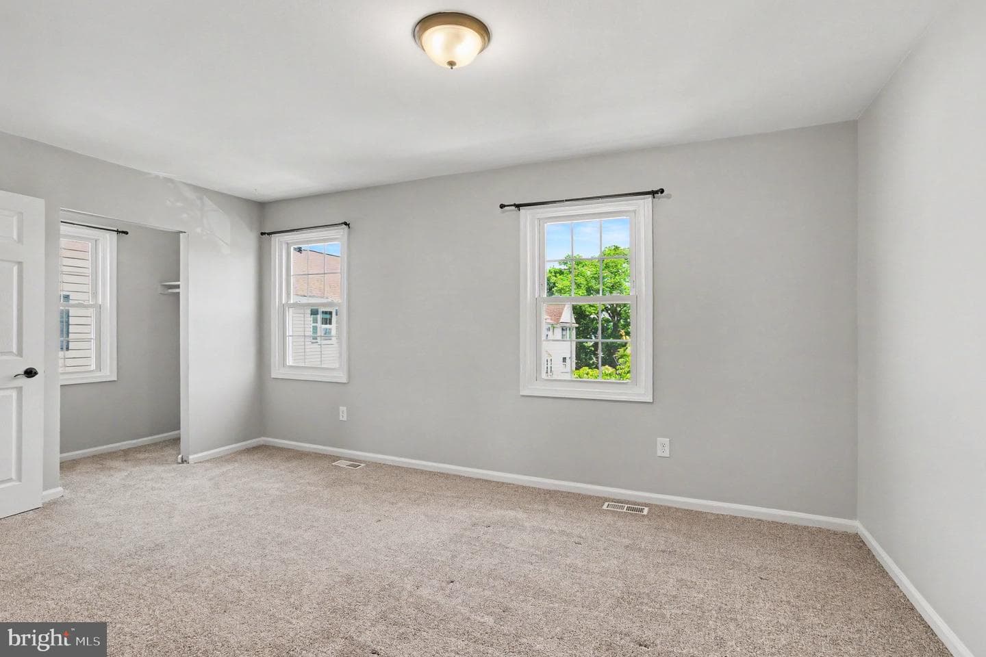 1454 Harwick Court photo 14