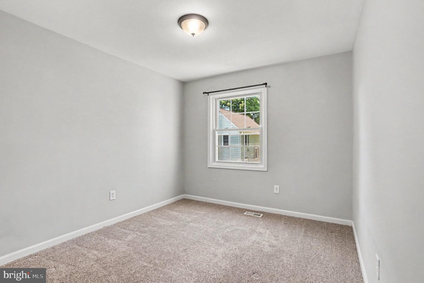 1454 Harwick Court photo 19