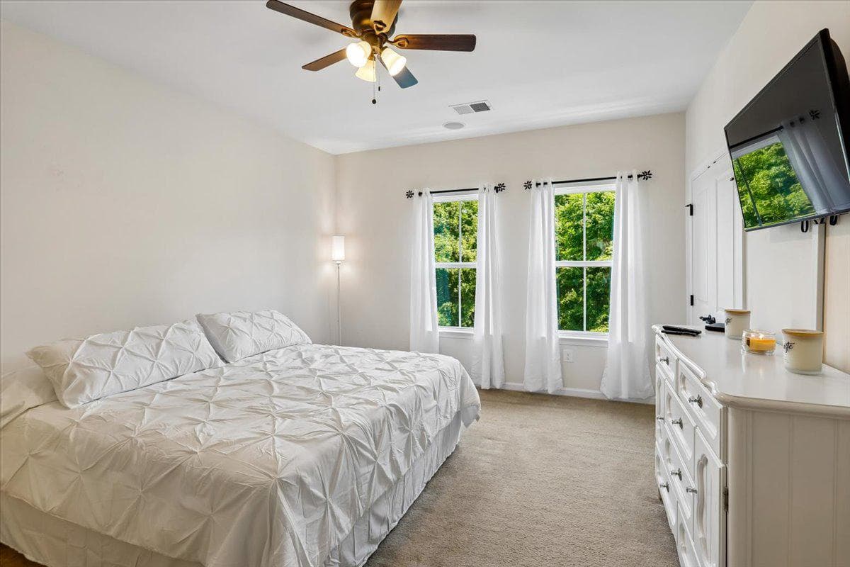 404 Willow Bend Drive photo 23