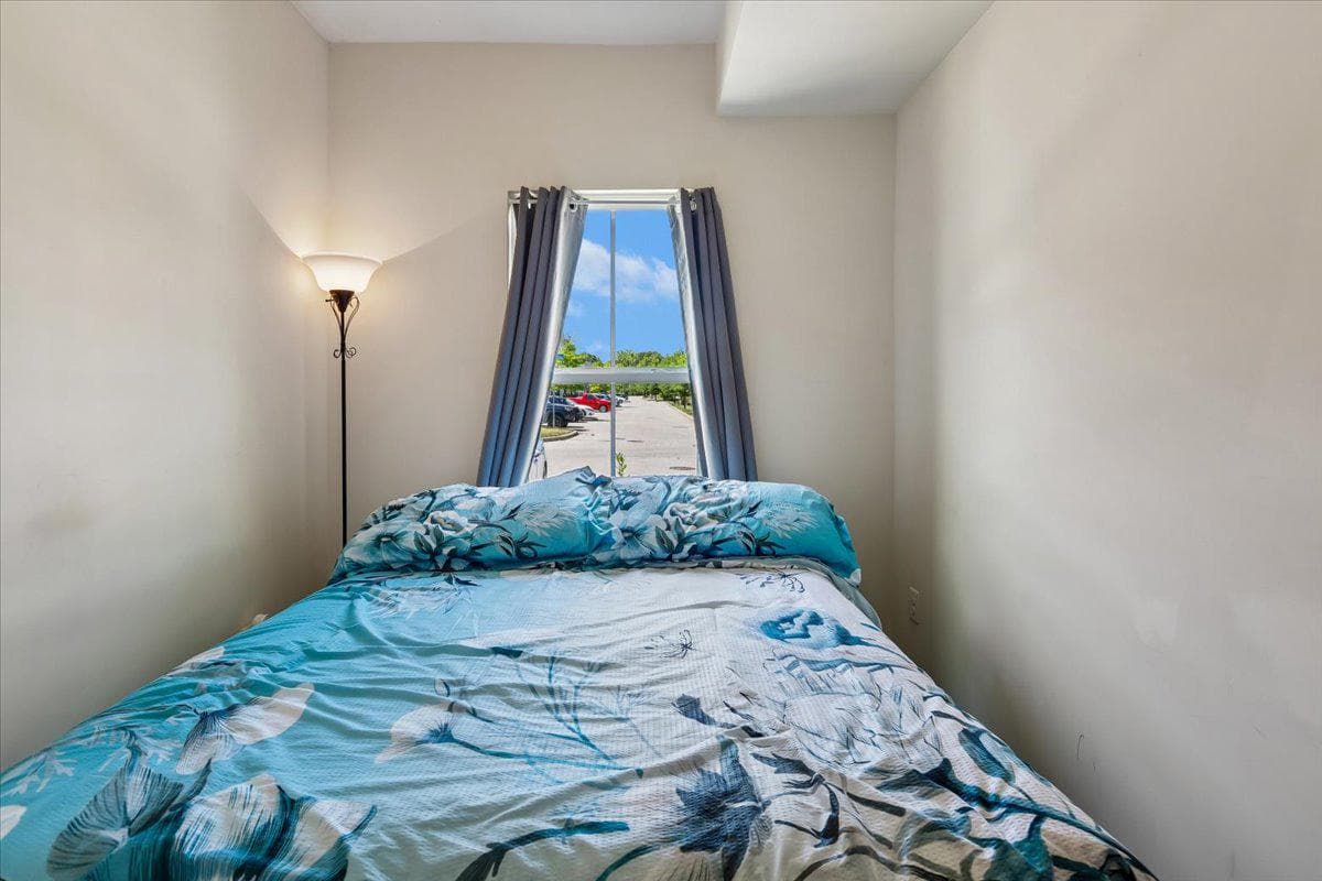 404 Willow Bend Drive photo 9