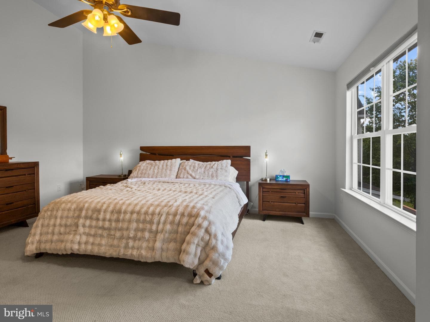 3803 Hayward Court photo 4