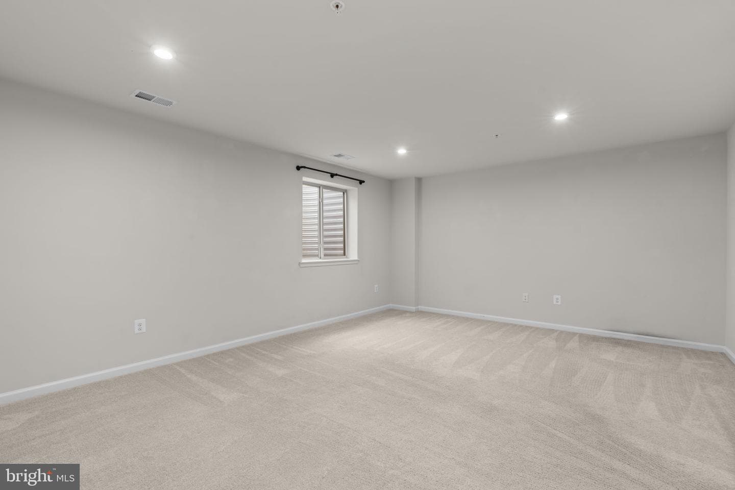 7911 N Gladden Farm Way photo 37