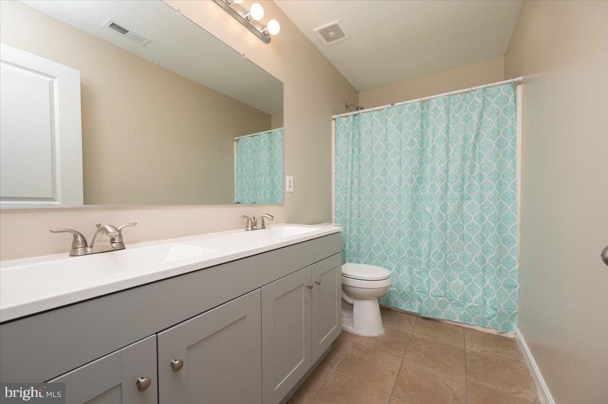 7307 Gardenia Lane photo 22