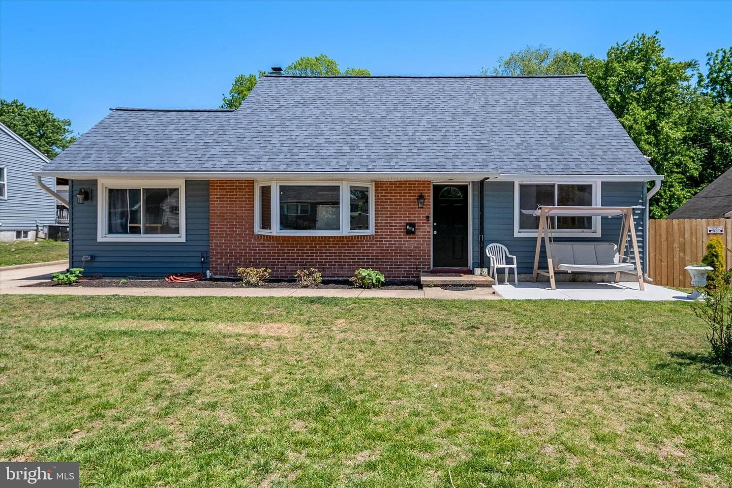 126 Alview Terrace photo 2