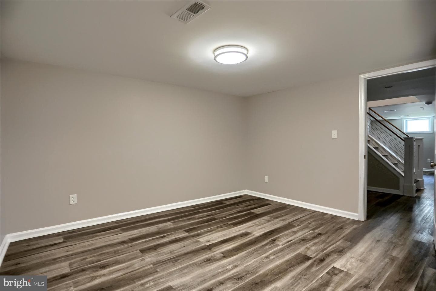 573 Rita Drive photo 27