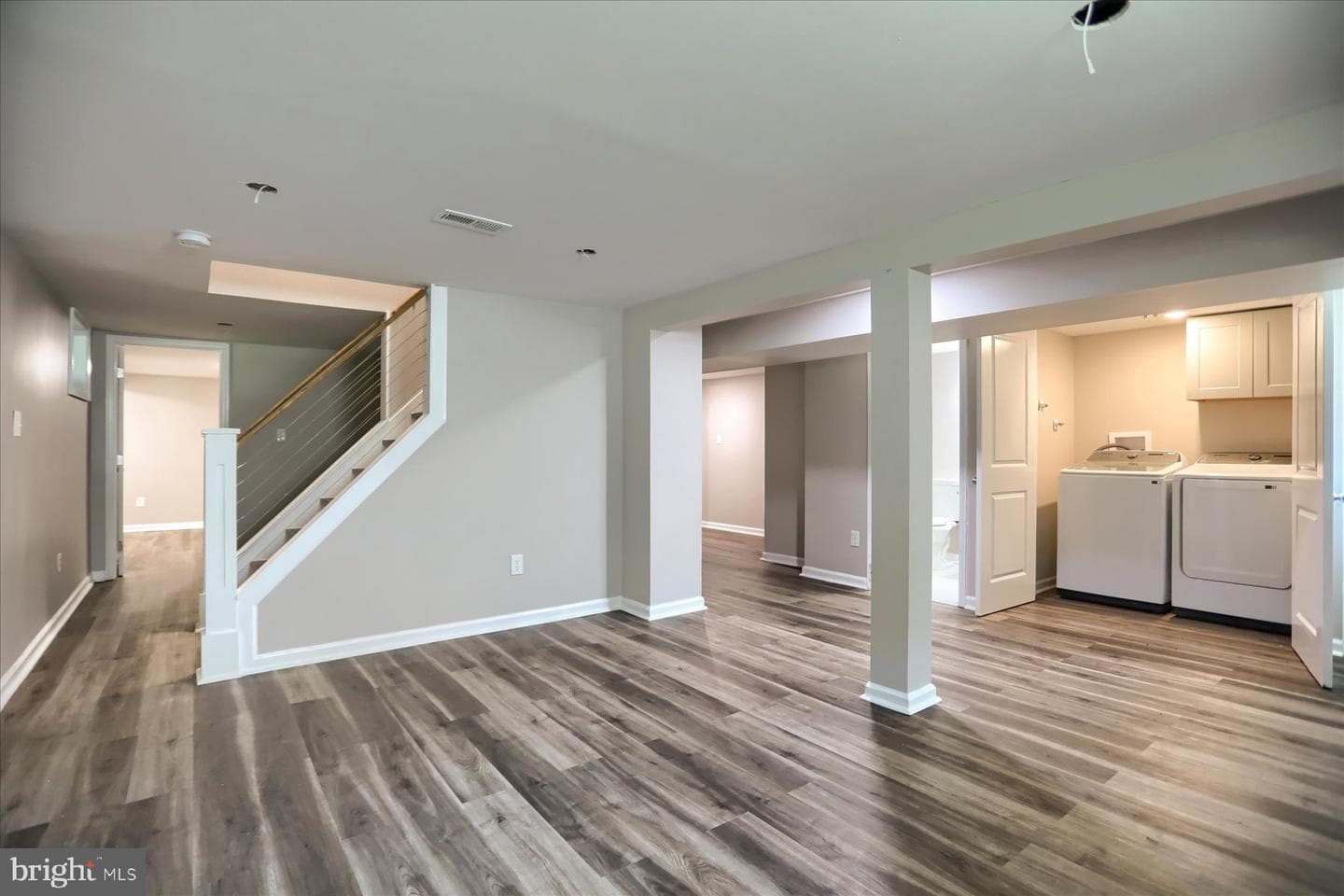 573 Rita Drive photo 32