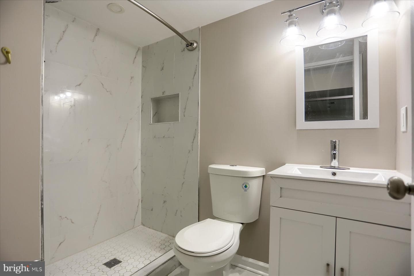 573 Rita Drive photo 34