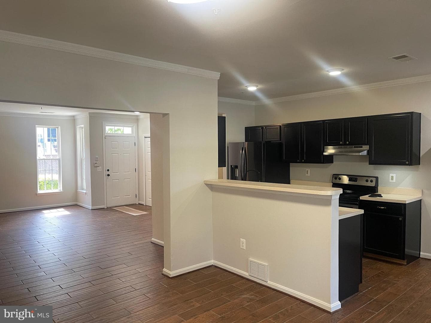 45 Harbour Heights Drive photo 3