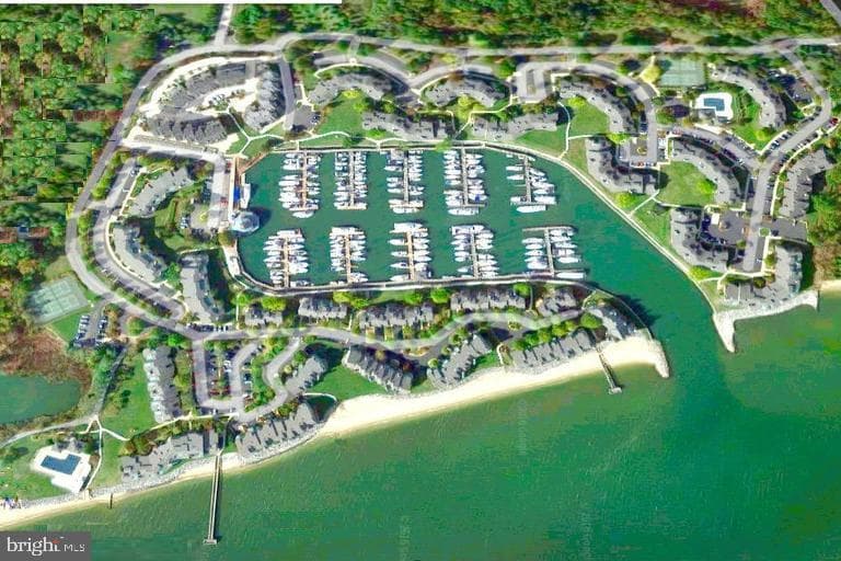 2020 Quay Village Court #t1 photo 28