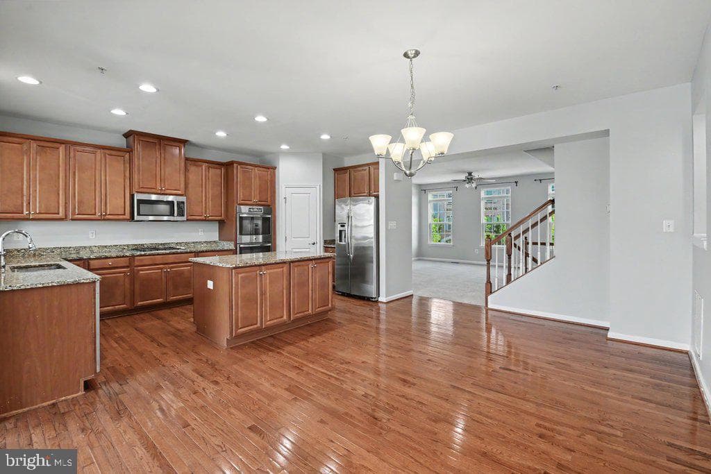 1425 Hale Street photo 23