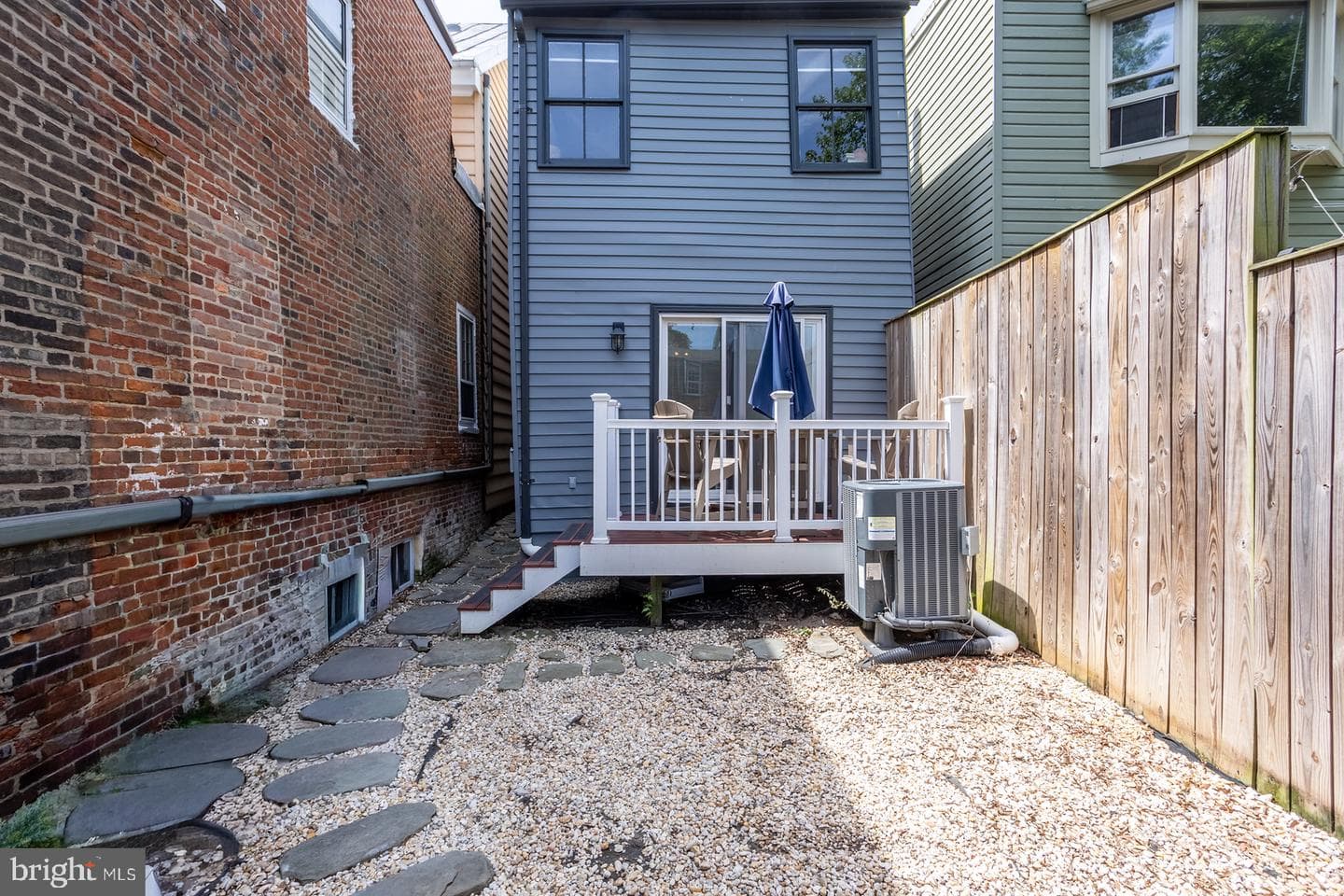 32 Cornhill Street photo 28