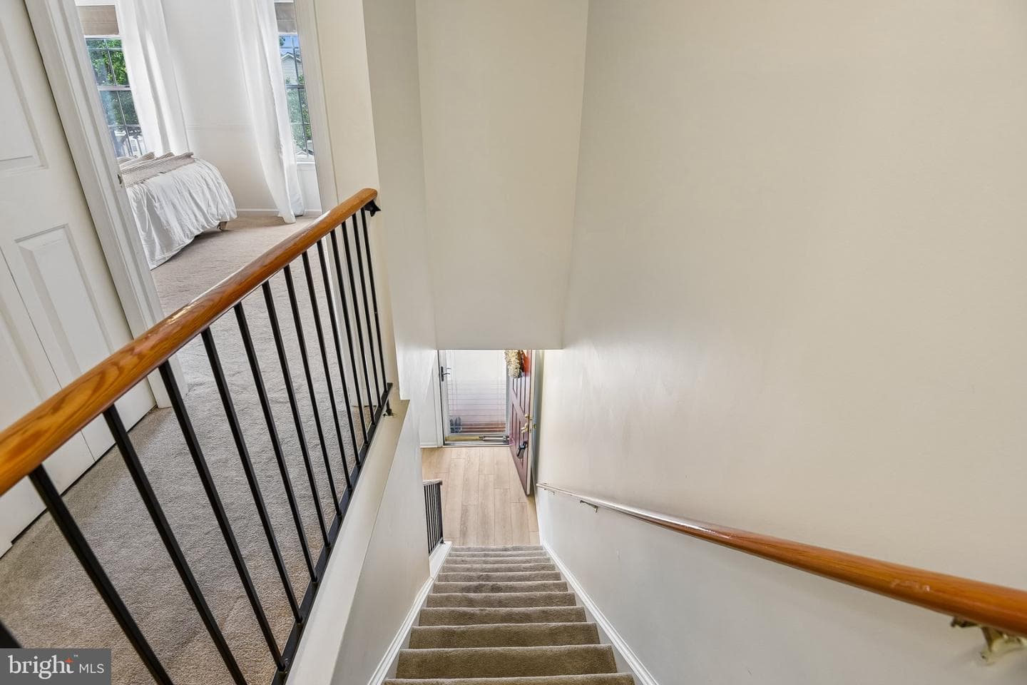 1431 Nestlewood Court photo 15